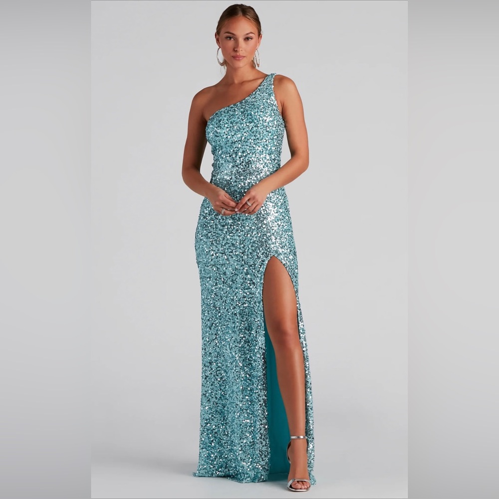 Windsor One Shoulder Aqua Blue Sequin Prom Dress Size Large